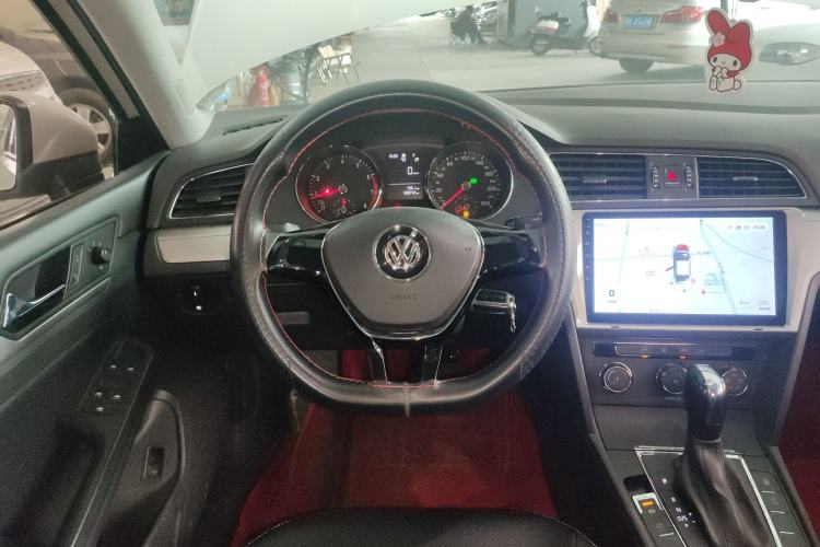 Used Volkswagen Lamando 2017 230TSI DSG Fashion Edition
