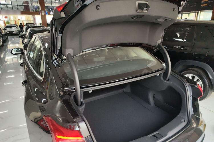 Used Hongqi H5 2024 1.5T DCT Smart Connect Flagship Edition