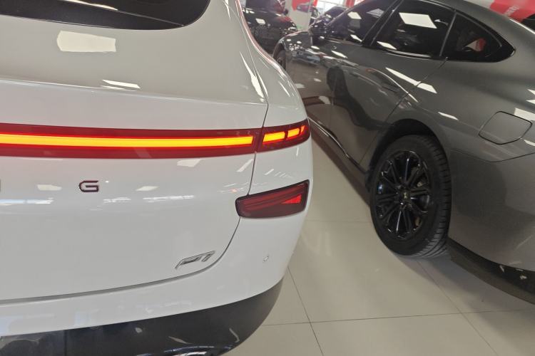 Used XPeng P7 2022 670E+