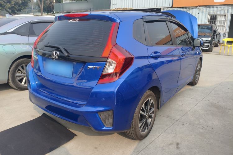 Used Honda Fit 2016 1.5L LXS CVT Comfort Sunroof Version