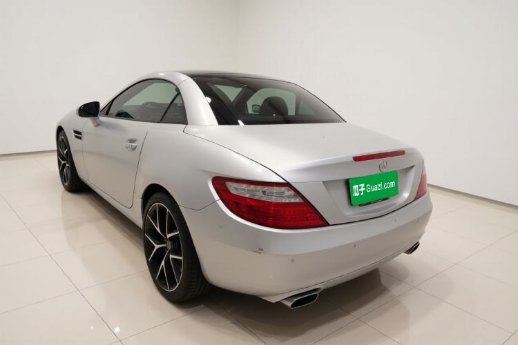 Used Mercedes-Benz SLK-Class 2011 SLK 200 Fashion Model
