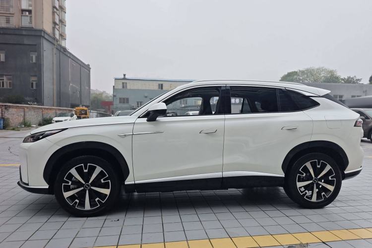 Used Roewe D5X DMH 2024 135 Tech Edition
