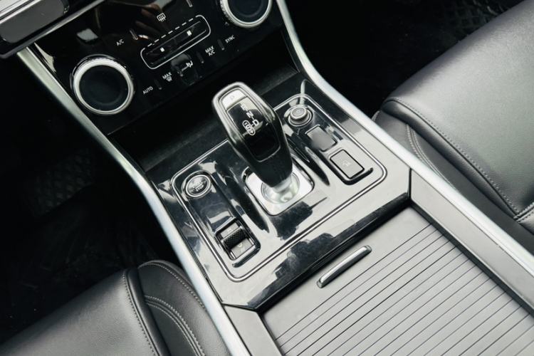 Used Jaguar XEL 2020 2.0T 200 PS S Advanced Elegance Edition