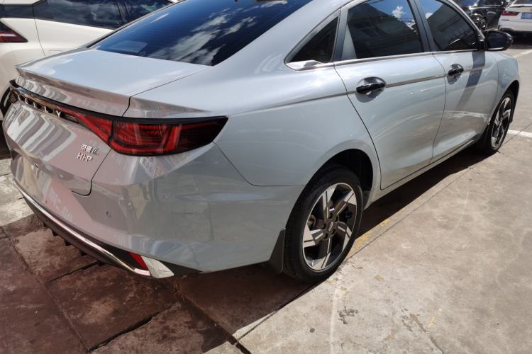 Used Geely Auto Emgrand L HiP 2024 Champion Edition 1.5TD-DHT Pro 100KM Excellence Model
