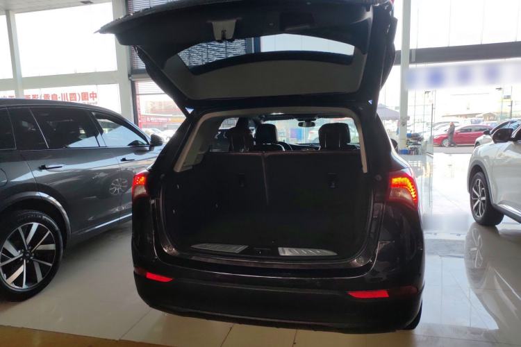 Used Buick Envision 2018 20T Two-Wheel Drive Luxury Model
