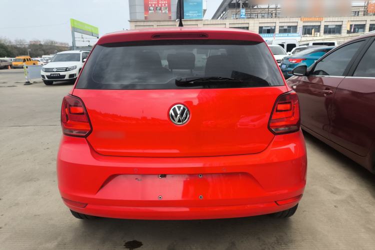 Used Volkswagen Polo 2016 1.6L Automatic Comfort Model
