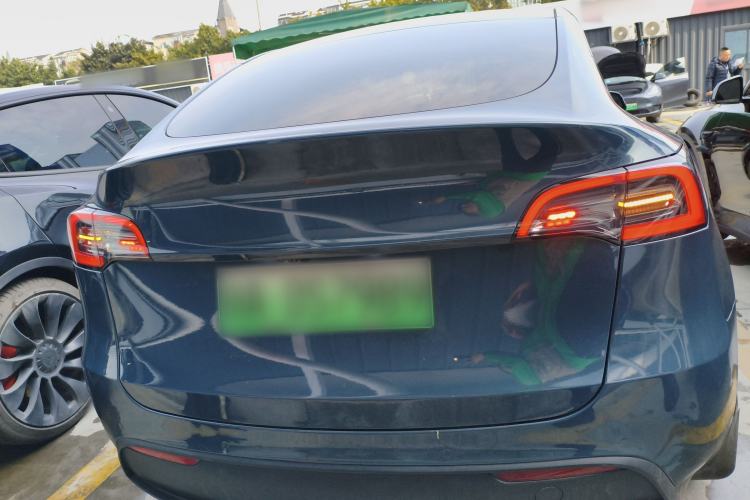 Used Tesla Model Y 2022 Rear-Wheel-Drive Version
