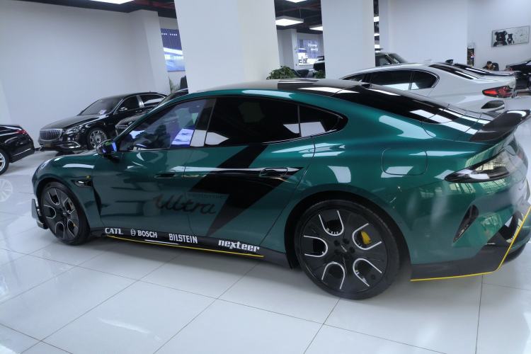 Used  SU7 Ultra 2025 Ultra Model
