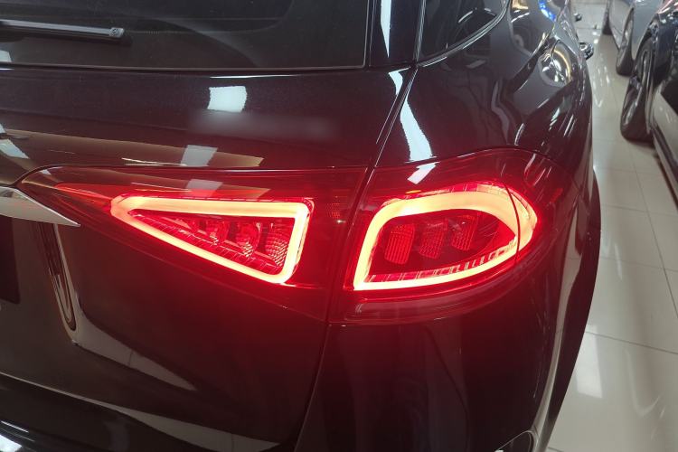 Used Mercedes-Benz GLE 2023 GLE 450 4MATIC Luxury Model
