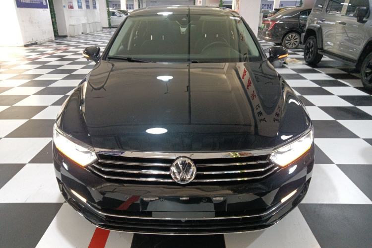 Used Volkswagen Magotan 2019 330TSI DSG Luxury Model China V Standard
