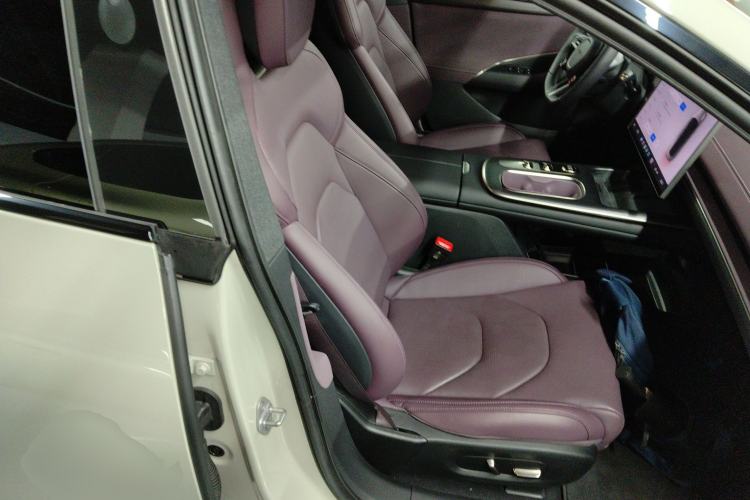 Used Xiaomi Auto SU7 2024 Rear-Drive Long-Range Intelligent Driving Version
