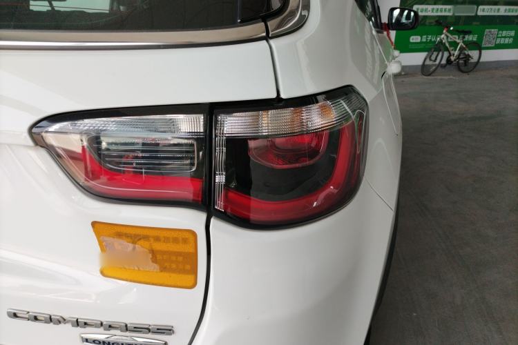 Used  Compass 2017 200T Automatic Family Edition