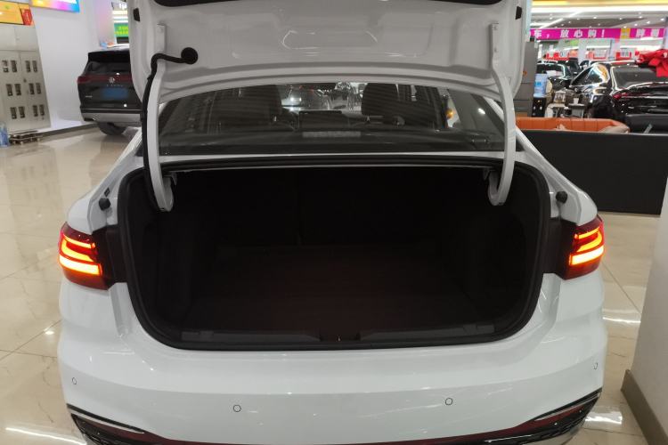 Used Volkswagen Lavida 2024 300TSI DSG Starry Sky Leading Edition
