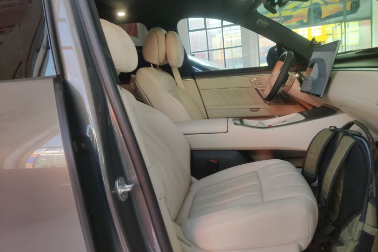 Used ONVO Luxeed L90 
