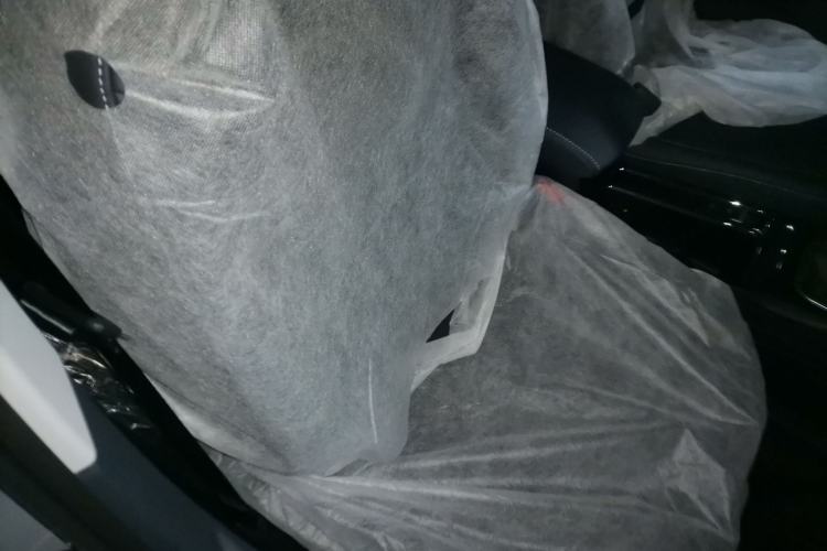 Used Volkswagen Tharu 
