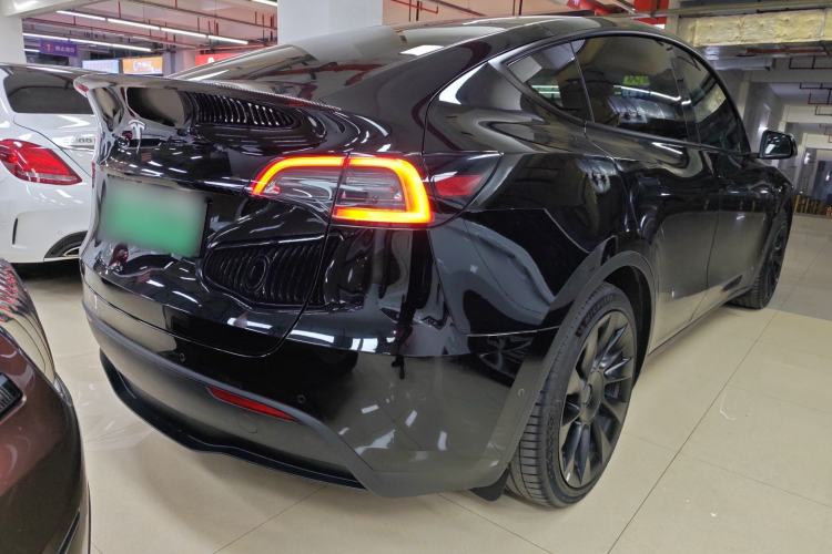 Used Tesla Model Y 2021 Standard Range Rear-Wheel Drive Version
