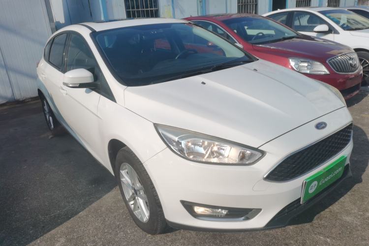 Used Ford Focus 2015 Hatchback 1.6L Automatic Fashion Edition
