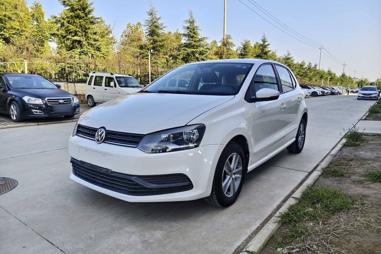 Used Volkswagen Polo 2014 1.4L Manual Fashion Edition
