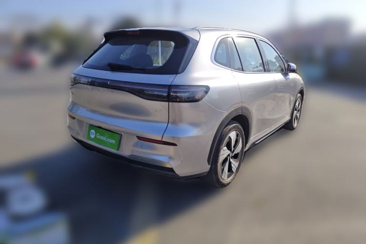 Used  E5 2024 530km Starship Edition
