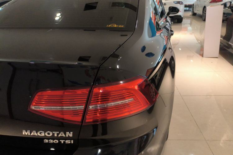 Used Volkswagen Magotan 2019 330TSI DSG Luxury Version China VI Standard
