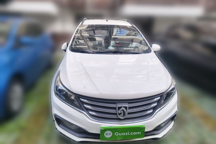 Used Baojun 310W 2017 1.5L Manual Fashion Edition China VI
