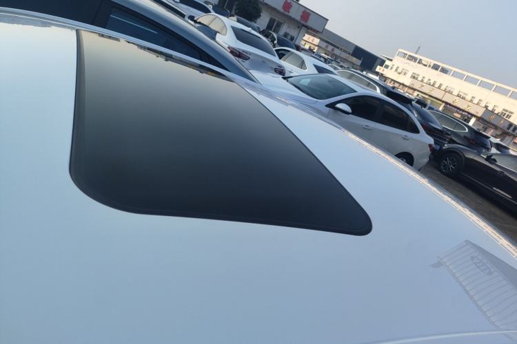 Used Roewe i5 2023 1.5L CVT Luxury Edition
