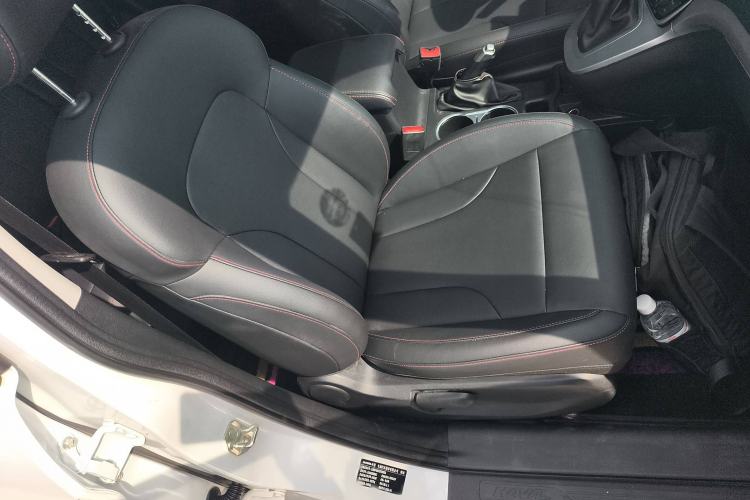 Used Haval M6 2019 1.5T DCT Two-Wheel Drive Value Edition China VI Standard
