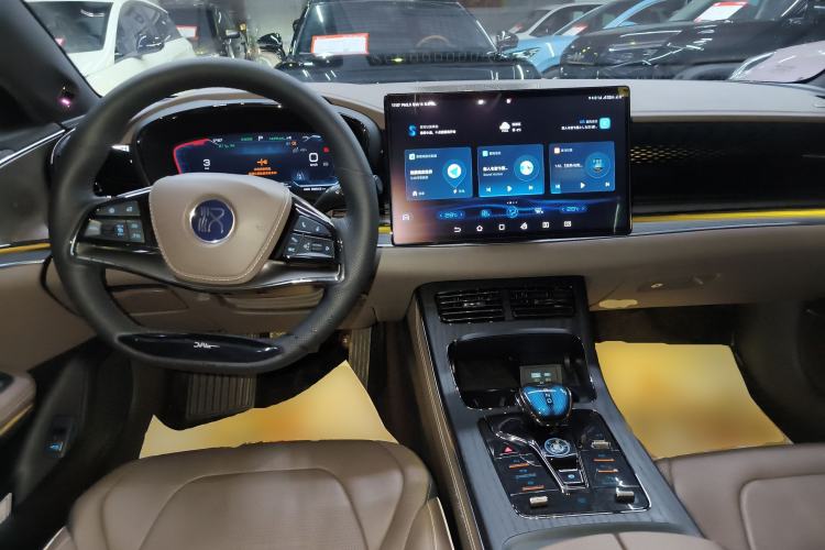 Used BYD Han 2022 EV Genesis Edition 610KM All-Wheel Drive Premium Model
