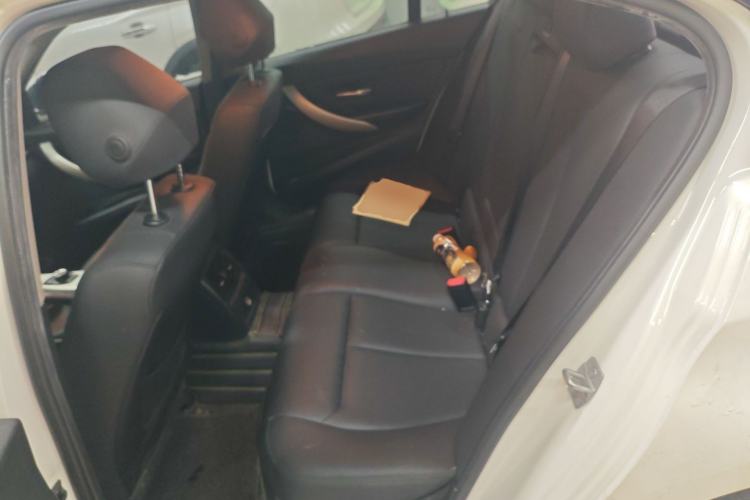 Used BMW 3 Series 2015 320i Fashion Model