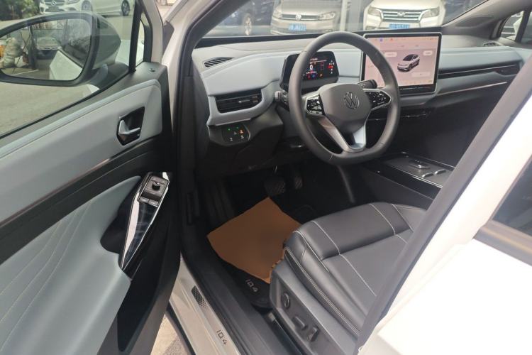 Used Volkswagen ID.4 X 2025 Smart Version Pure & Intelligent Enjoyment Edition
