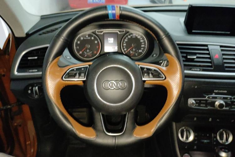 Used Audi Q3 2016 35 TFSI Collection Edition quattro Enjoyment Model
