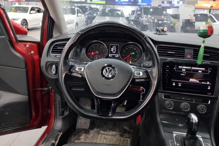 Used Volkswagen Golf 2020 280TSI DSG Comfort Version
