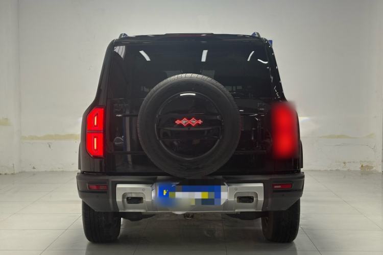 Used  Leopard 5 2023 Explore Edition