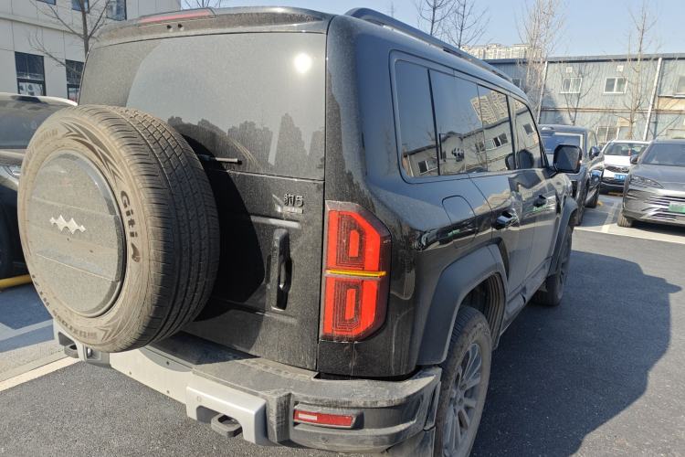 Used  Leopard 5 2023 Navigator Edition