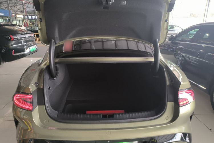 Used Xiaomi Auto SU7 2024 Rear-Drive Long-Range Intelligent Driving Version
