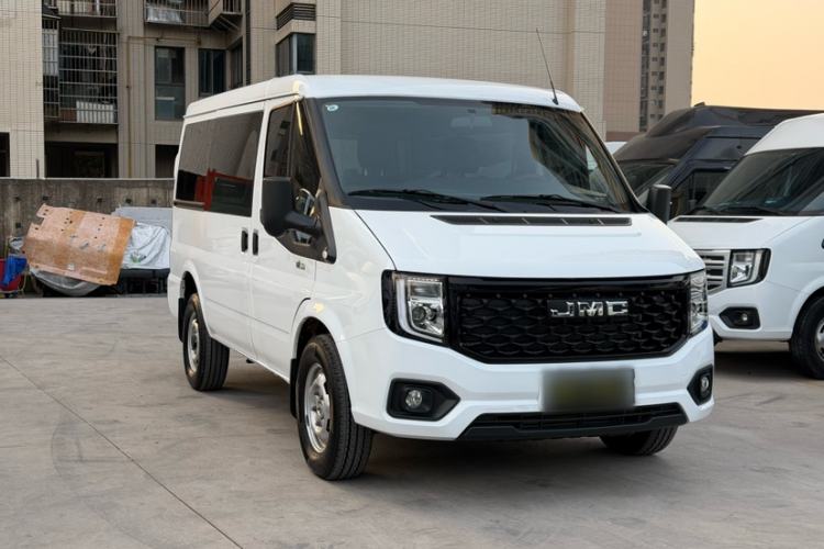 Used JMC Fushun 2025 2.0T 6MT Diesel Short-Wheelbase Low-Roof Commercial Multi-Purpose Passenger Vehicle with 5/6 Seats and Lift-Up Tailgate
