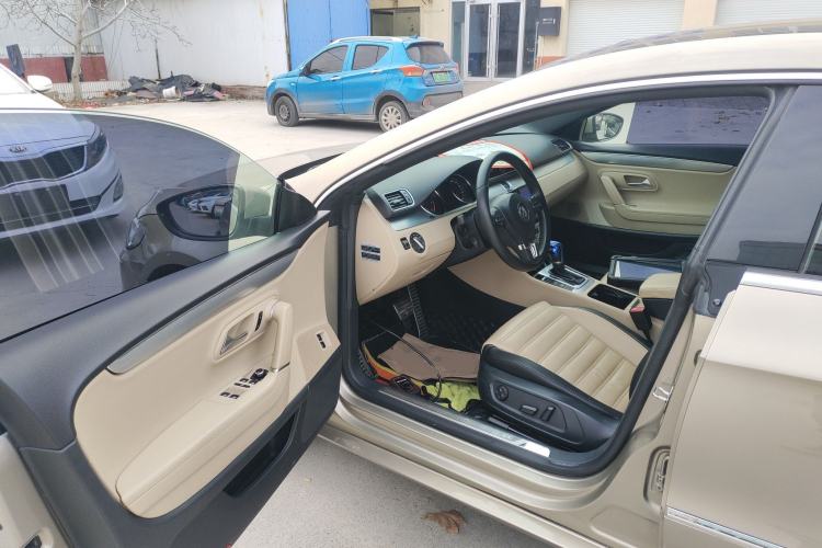 Used Volkswagen FAW-Volkswagen CC 2016 1.8TSI Prestige Model
