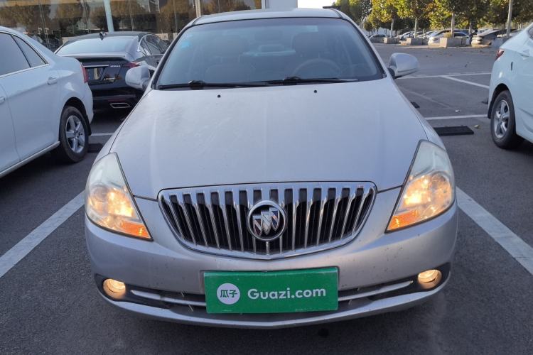 Used Buick Excelle 2013 1.5L Automatic Classic Model
