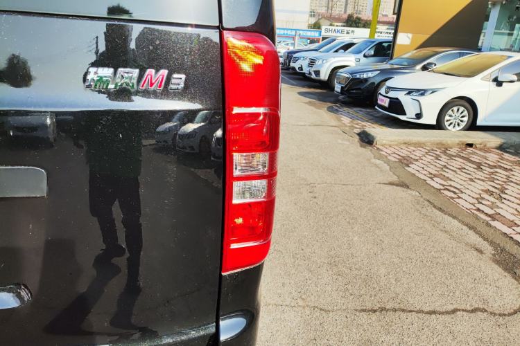 Used  M3 2019 Creator Edition 1.8L Luxury Model