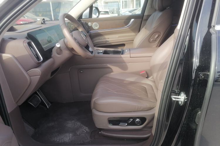 Used Hima AITO M9 2024 Range-Extended Ultra Version 52 kWh 5-Seater Model
