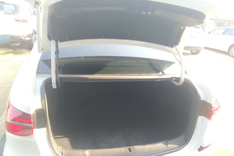 Used Chevrolet Monza 2019 RS 330T Automatic Comfort Edition China VI Standard
