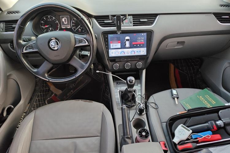 Used Skoda Octavia 2015 1.6L Manual Yijun Edition