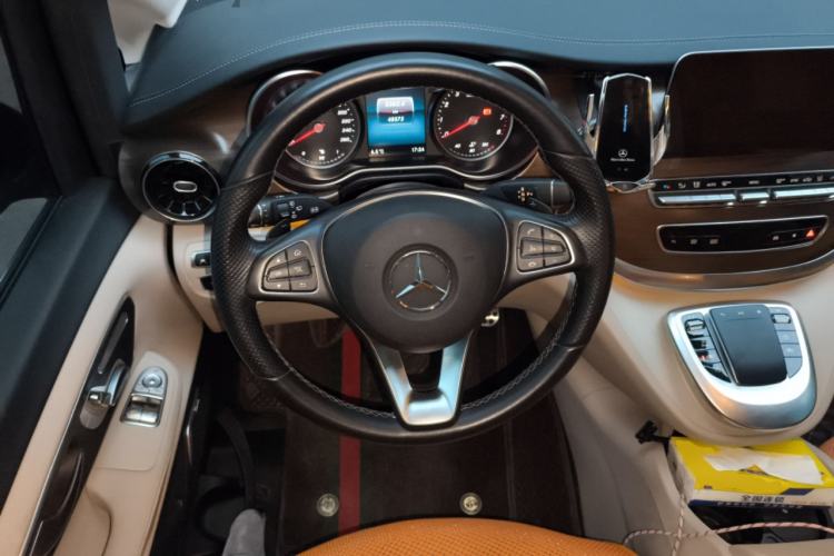 Used Mercedes-Benz V-Class 2020 V 260 L Long-wheelbase Luxury Edition