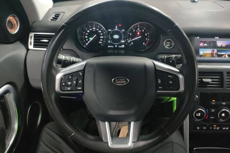 Used Land Rover Discovery Sport 2019 240 PS SE Version China VI Standard
