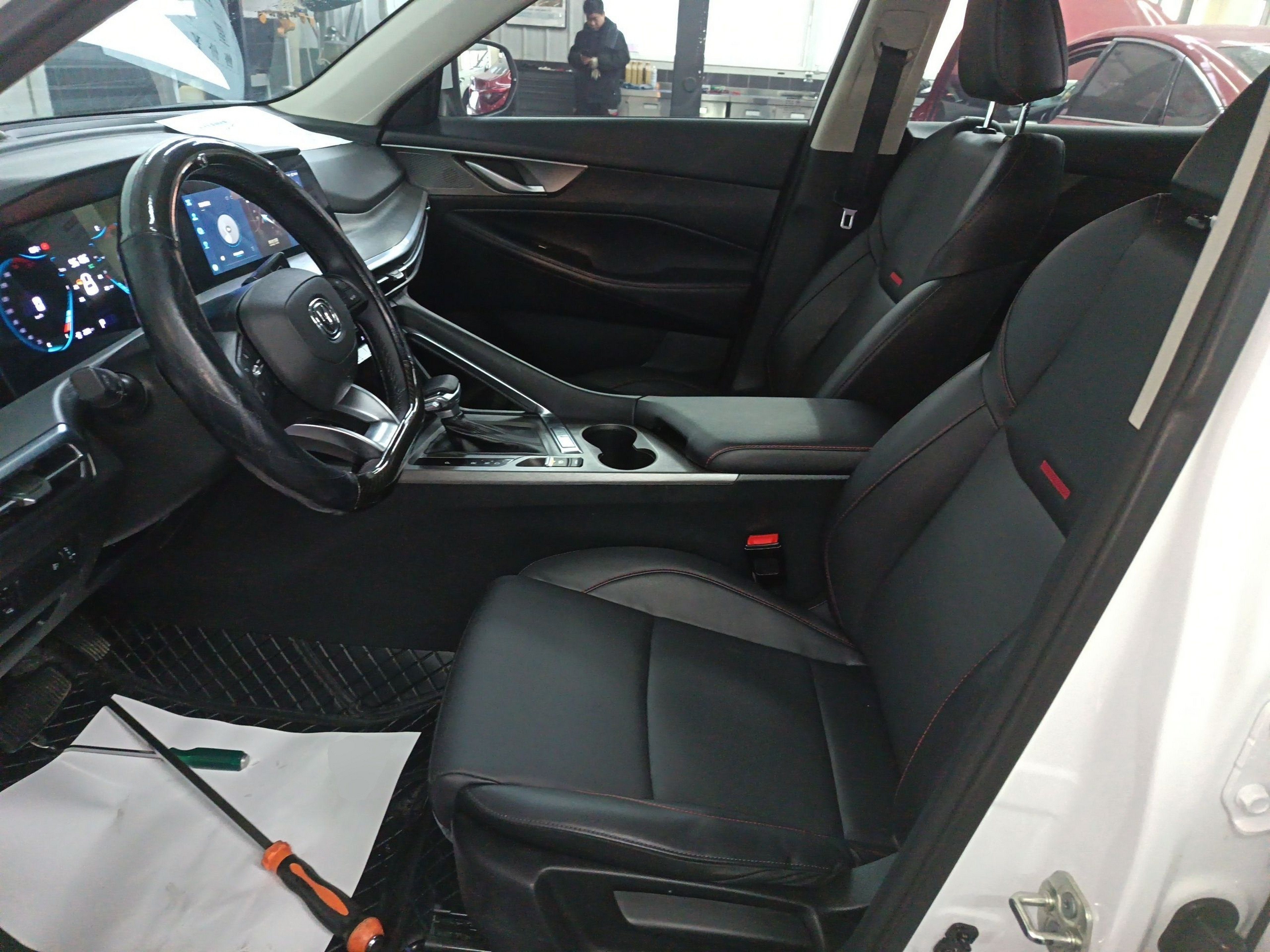 Переднее сиденье в автомобиле