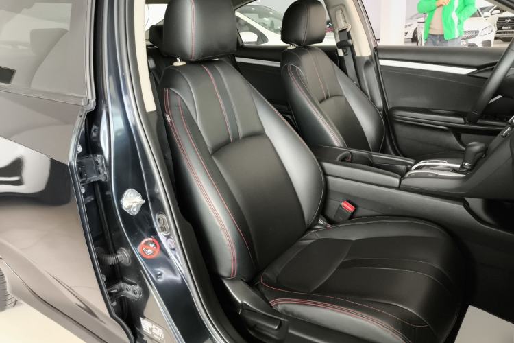 Used Honda Civic 2016 220TURBO CVT Luxury Edition
