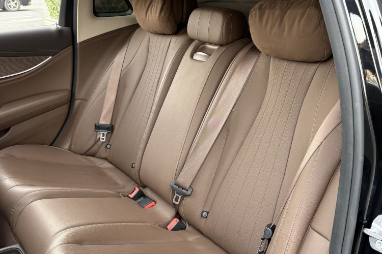 Used Mercedes-Benz E-Class 2019 E 260 L