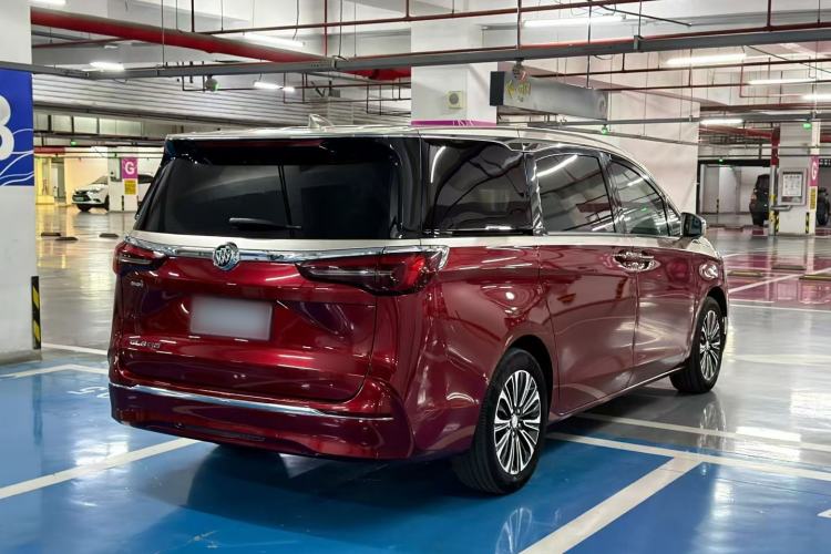 Used Buick GL8 2021 ES Landtrek 653T Luxury Model
