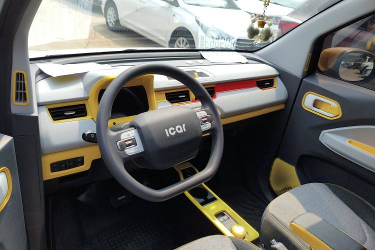 Used Chery QQ Ice Cream 2022 120km Conical Shape Lithium Iron Phosphate
