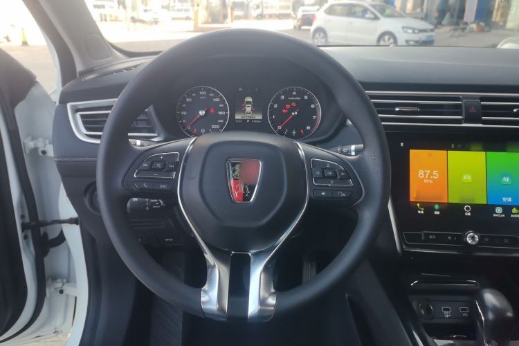 Used Roewe i5 2019 1.5L Automatic 4G Connected Linghao Flagship Edition
